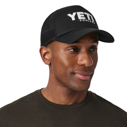 YETI® Coolers Mid Pro Foam Trucker キャップ