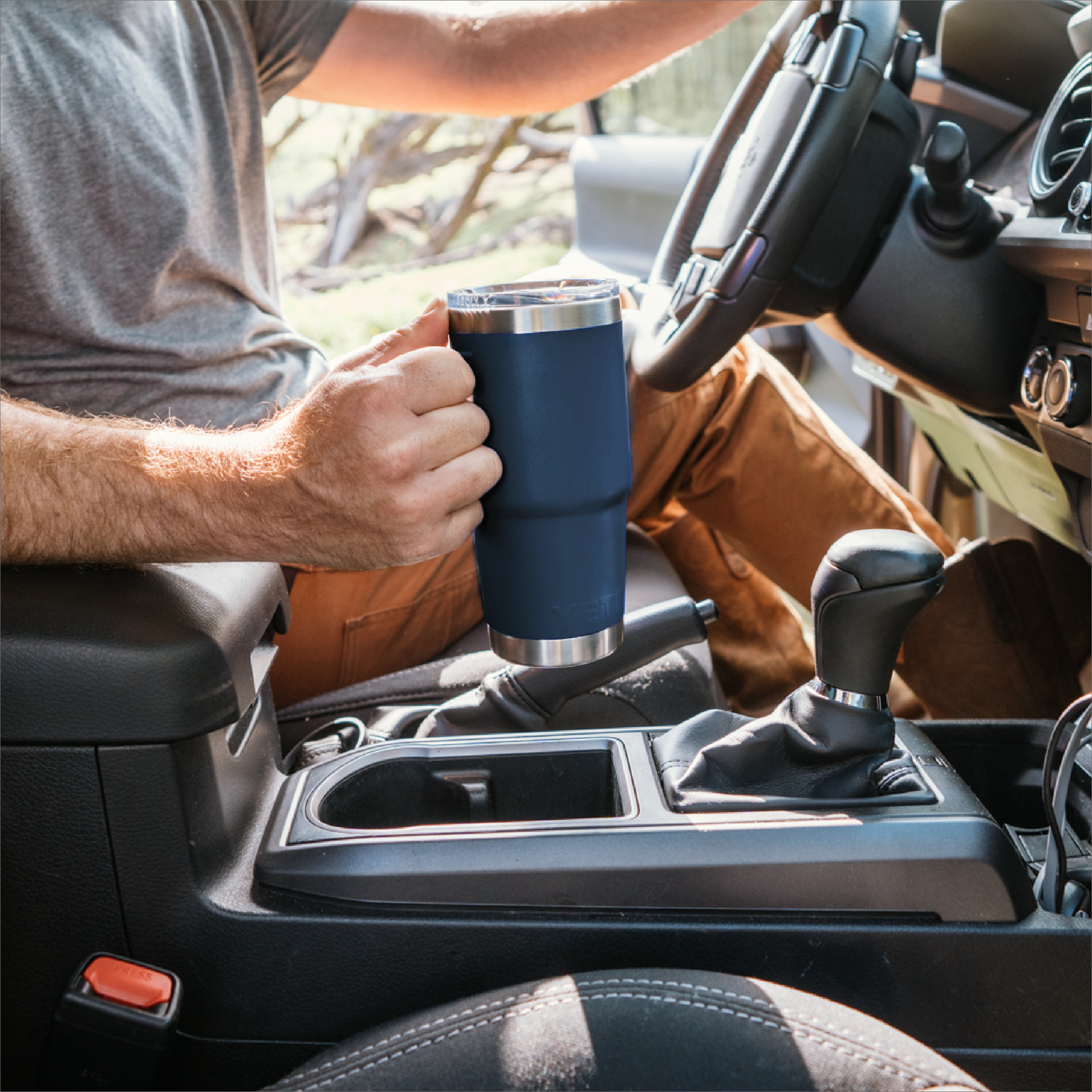 YETI Rambler® 20 oz (591 ml) Travel Mug – YETIジャパン合同会社