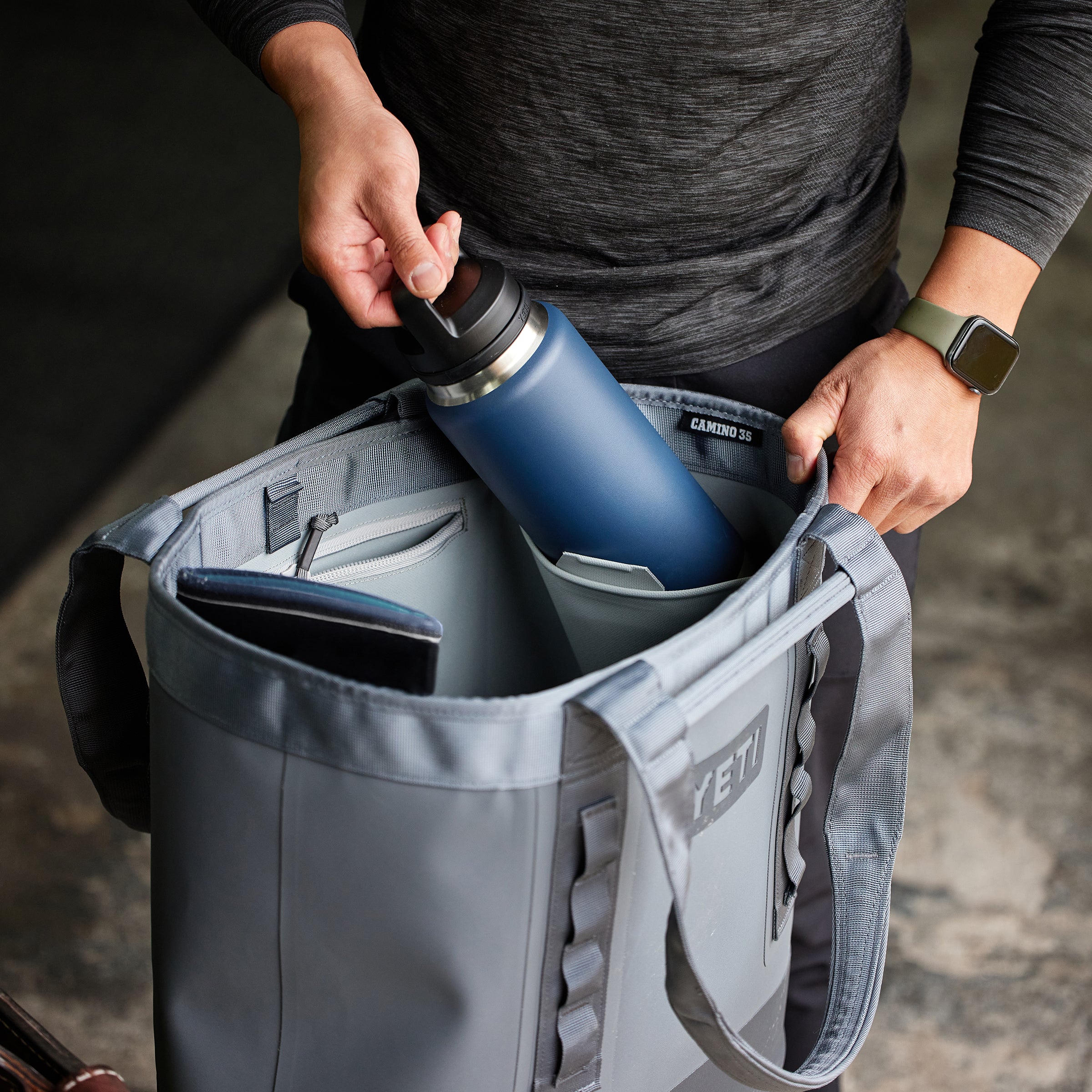 YETI Camino® 35キャリーオール トートバッグ – YETIジャパン合同会社
