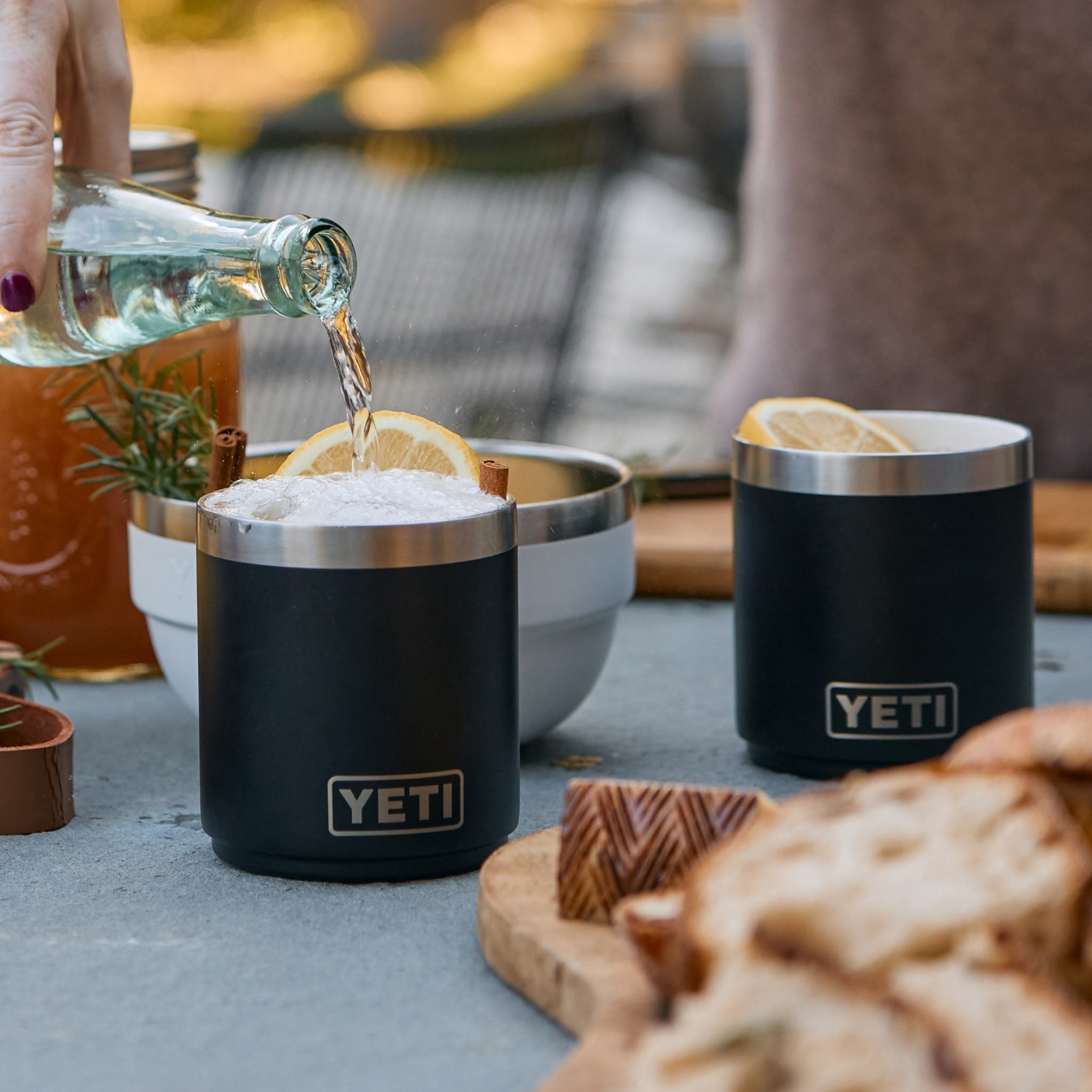 Rambler® 10 oz (295 ml) セラミック スタッカブルローボール – YETI