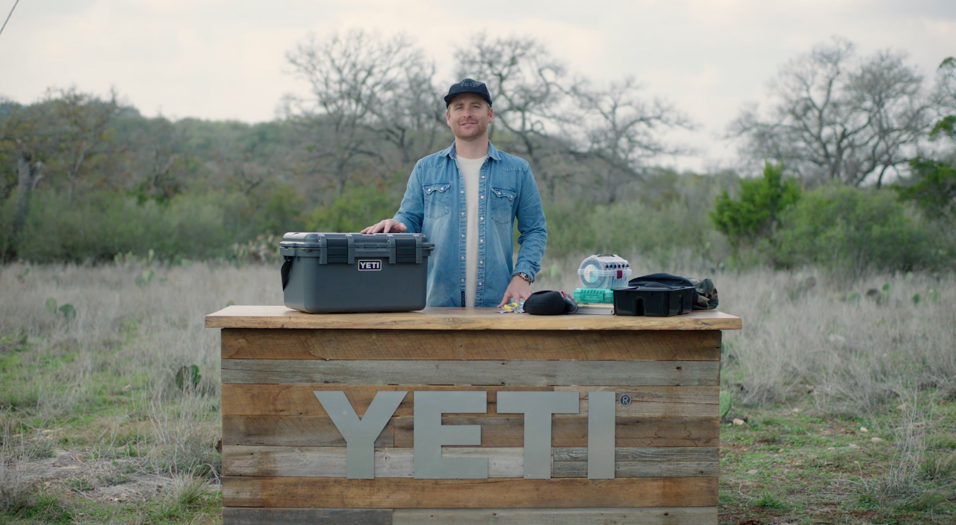 ビデオをロード：