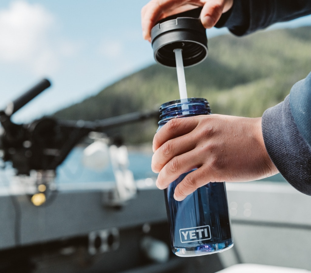 YETI Yonder™ Bottle Straw Cap