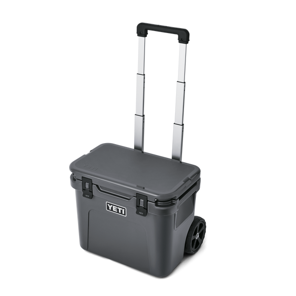 YETI チャコール クーラーボックス YETI Roadie® 32ホイール付きクーラー – YETIジャパン合同会社